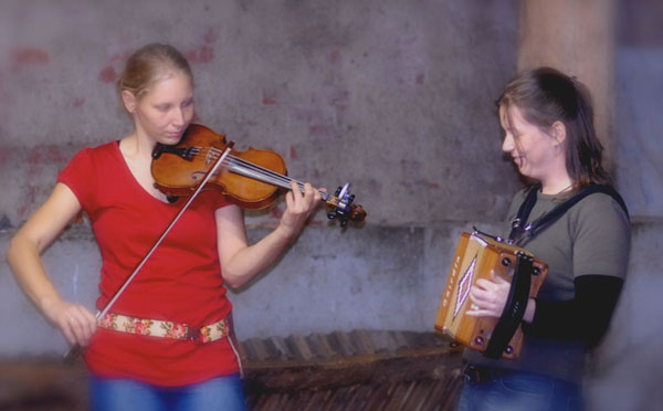 Slomobabes in Aduard, voorprogramma Minuit Guibolles
